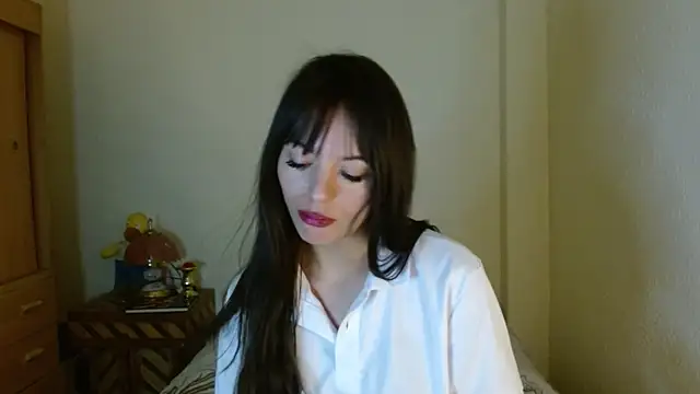 Snapshot of britny_clouds chatting on November 25, 8:31 pm britny clouds online show from November 25, 8:31 pm