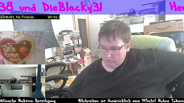 Snapshot of der_alex38 chatting on March 17, 1:08 pm der alex38 online show from March 17, 1:08 pm