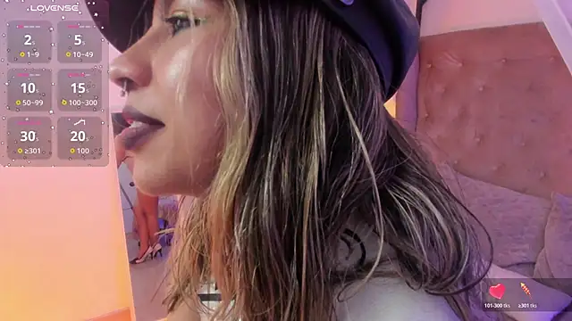 Snapshot of delilah_fix chatting on November 9, 8:29 pm delilah fix online show from November 9, 8:29 pm