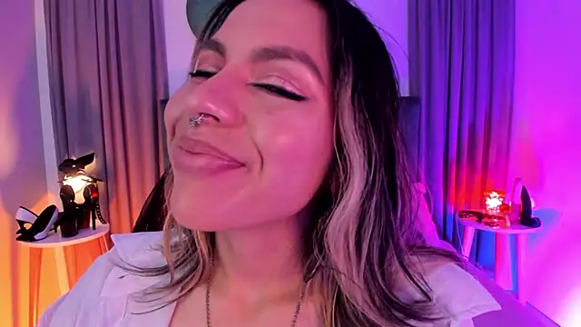 delilah fix online show from March 21, 9:18 pm