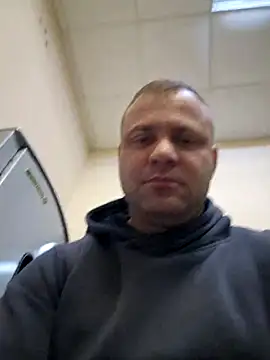 Snapshot of Crek666 chatting on December 4, 8:56 am Crek666 online show from December 4, 8:56 am