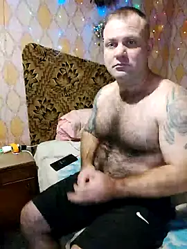 Snapshot of Crek666 chatting on December 9, 8:01 pm Crek666 online show from December 9, 8:01 pm