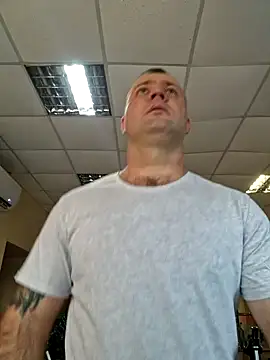 Snapshot of Crek666 chatting on January 20, 6:10 am Crek666 online show from January 20, 6:10 am