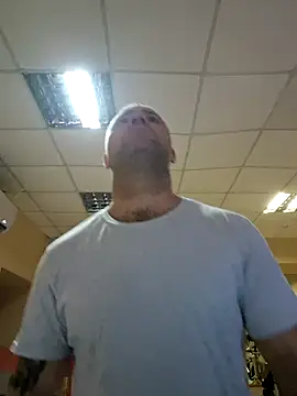 Snapshot of Crek666 chatting on January 27, 5:36 am Crek666 online show from January 27, 5:36 am