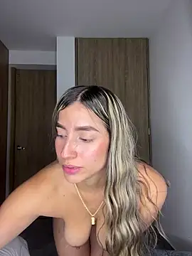 Issabela G1 online show from January 2, 4:52 am