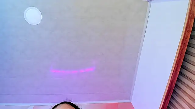 Snapshot of Bella__sweet chatting on February 25, 12:58 am Bella sweet online show from February 25, 12:58 am