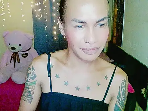 Snapshot of Indaypakay_ts chatting on October 31, 8:21 pm Indaypakay ts online show from October 31, 8:21 pm