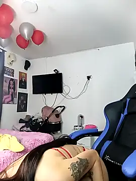 Snapshot of yeibles chatting on March 11, 3:05 am yeibles online show from March 11, 3:05 am