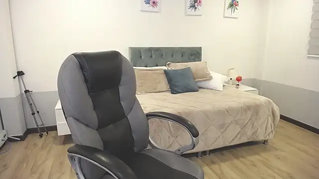 Snapshot of Nami_sunny chatting on January 21, 2:11 am Nami sunny online show from January 21, 2:11 am