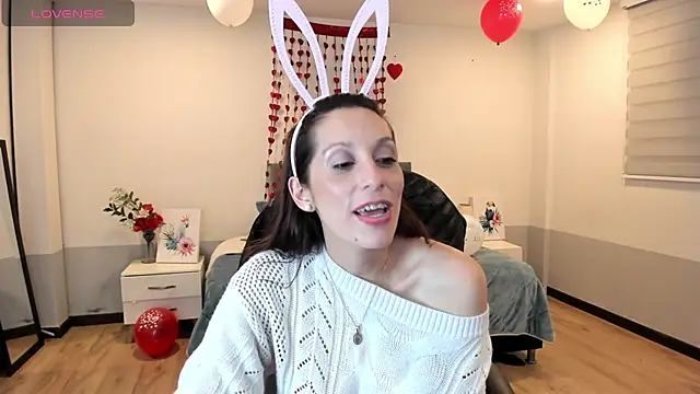 Snapshot of Nami_sunny chatting on February 16, 6:32 am Nami sunny online show from February 16, 6:32 am