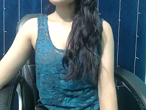 Yashi online show from November 13, 3:55 pm