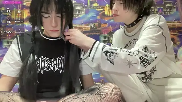 Snapshot of SIBBLlnGraypac chatting on February 10, 6:45 pm SIBBLlnGraypac online show from February 10, 6:45 pm