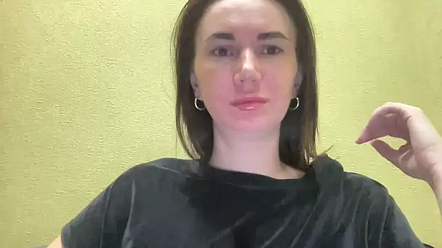 Snapshot of EvilDemon94 chatting on February 3, 7:21 pm EvilDemon94 online show from February 3, 7:21 pm