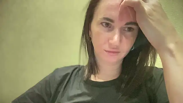 Snapshot of EvilDemon94 chatting on February 16, 8:11 pm EvilDemon94 online show from February 16, 8:11 pm