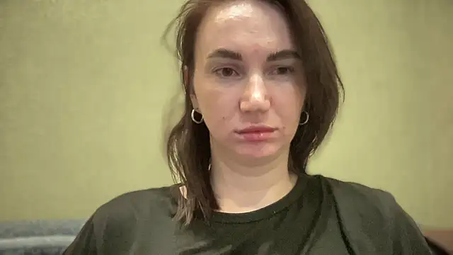 Snapshot of EvilDemon94 chatting on February 17, 2:37 pm EvilDemon94 online show from February 17, 2:37 pm
