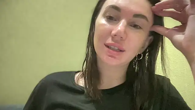 Snapshot of EvilDemon94 chatting on March 10, 7:07 pm EvilDemon94 online show from March 10, 7:07 pm