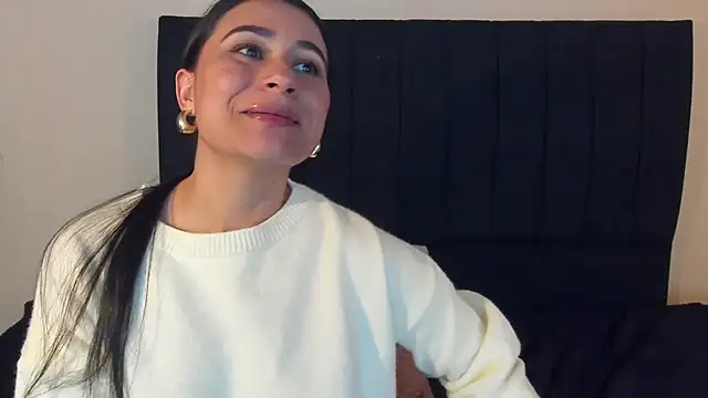 ChloeTurner  online show from January 29, 5:56 pm