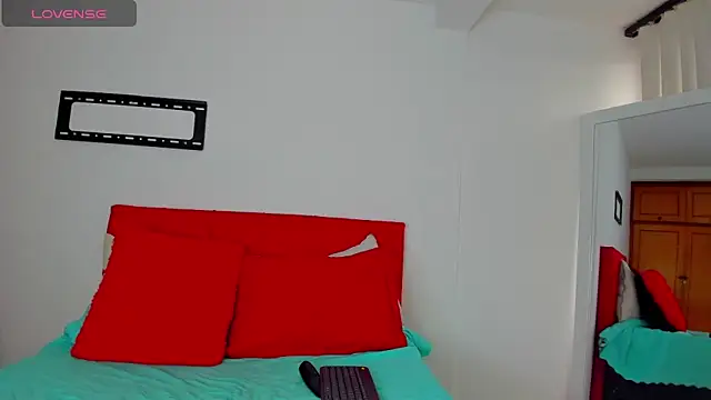 emagarcia online show from October 27, 1:59 pm