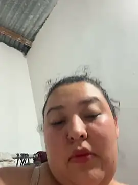 Snapshot of cutiepeach chatting on October 17, 1:31 am cutiepeach online show from October 17, 1:31 am