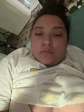 Snapshot of cutiepeach chatting on October 24, 9:44 pm cutiepeach online show from October 24, 9:44 pm