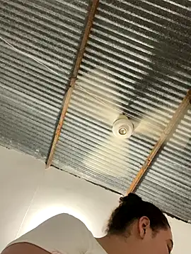 Snapshot of cutiepeach chatting on November 8, 2:56 am cutiepeach online show from November 8, 2:56 am