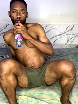 Snapshot of vergaswerrtt chatting on December 21, 2:41 am vergaswerrtt online show from December 21, 2:41 am