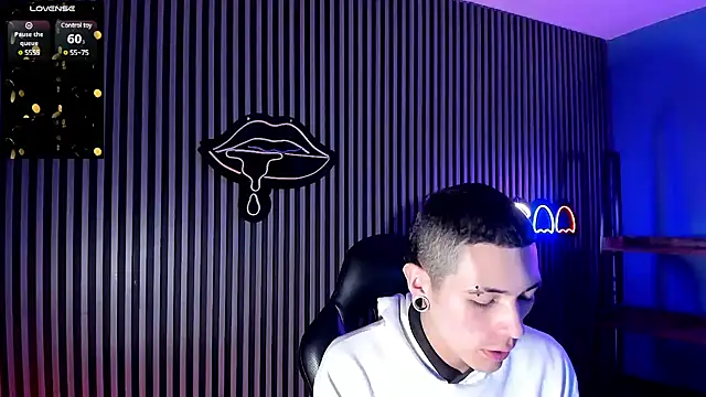 Snapshot of Jefer_rick_ chatting on March 12, 7:13 am Jefer rick online show from March 12, 7:13 am