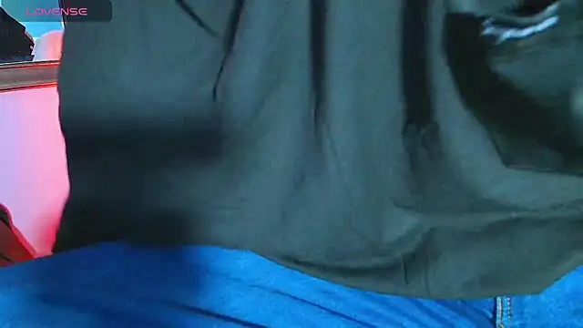 Snapshot of Jefer_rick_ chatting on October 17, 5:59 pm Jefer rick online show from October 17, 5:59 pm