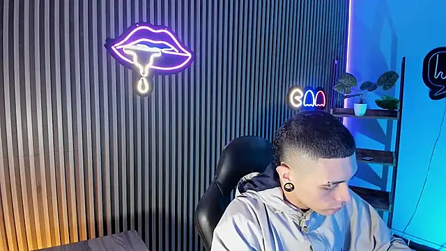 Snapshot of Jefer_rick_ chatting on October 23, 12:59 pm Jefer rick online show from October 23, 12:59 pm