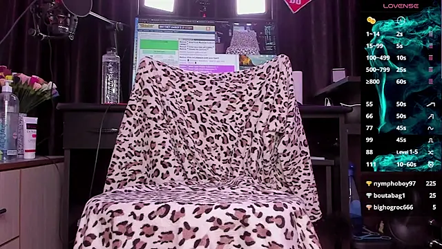 Raissa sky26 online show from January 19, 8:39 am