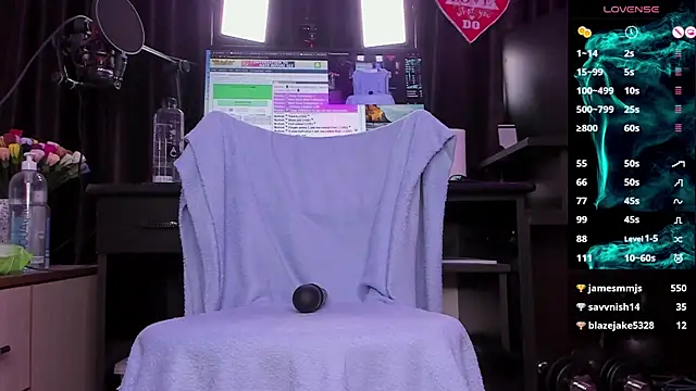 Raissa sky26 online show from February 18, 6:48 am