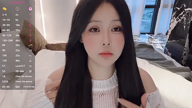 Snapshot of Fountain- chatting on October 19, 10:21 pm Fountain- online show from October 19, 10:21 pm