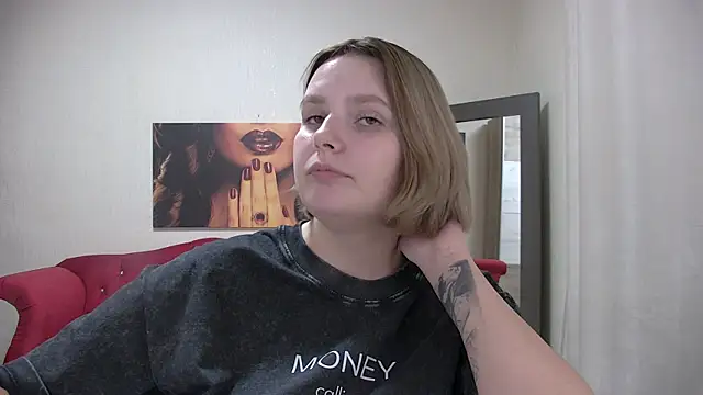 Snapshot of DianeMills chatting on January 20, 3:04 am DianeMills online show from January 20, 3:04 am