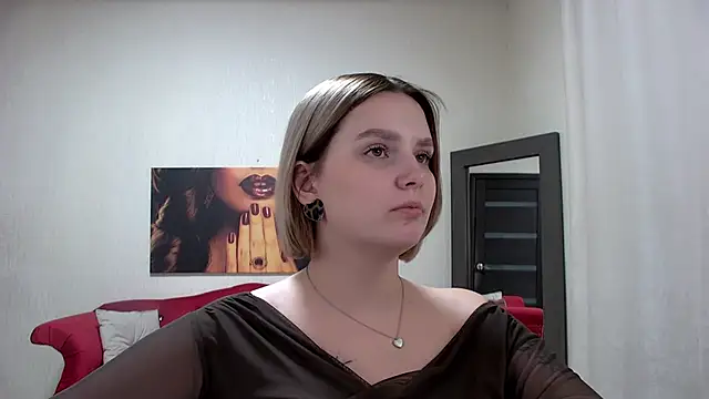 Snapshot of DianeMills chatting on February 8, 2:38 pm DianeMills online show from February 8, 2:38 pm