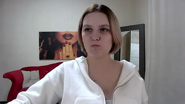 Snapshot of DianeMills chatting on March 9, 11:56 pm DianeMills online show from March 9, 11:56 pm