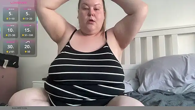 Busty-BBW-Emilie online show from September 18, 3:25 pm