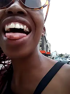 sexypetitexdoll23 online show from December 31, 2:47 pm