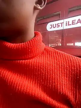 sexypetitexdoll23 online show from March 19, 5:30 am