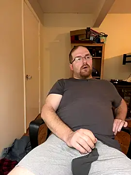 Snapshot of Country_Man87 chatting on November 4, 1:21 pm Country Man87 online show from November 4, 1:21 pm