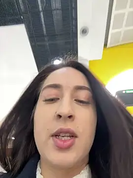 Holly Play online show from March 17, 10:06 am