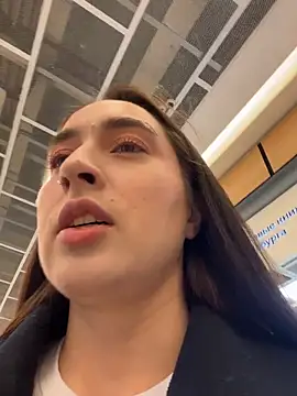 Holly Play online show from November 17, 12:11 pm