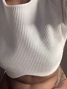 Iris lee online show from March 12, 8:10 pm