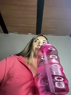 Iris lee online show from March 14, 11:00 pm