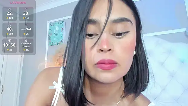 serena jeyms online show from September 22, 7:38 pm