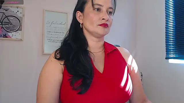 Snapshot of lucy_diiaz chatting on January 13, 7:42 pm lucy diiaz online show from January 13, 7:42 pm