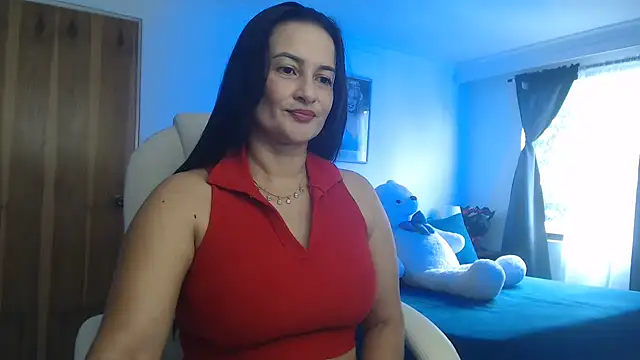 Snapshot of lucy_diiaz chatting on September 16, 7:37 pm lucy diiaz online show from September 16, 7:37 pm