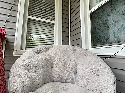 Snapshot of gingerbabe18 chatting on September 16, 4:52 pm gingerbabe18 online show from September 16, 4:52 pm