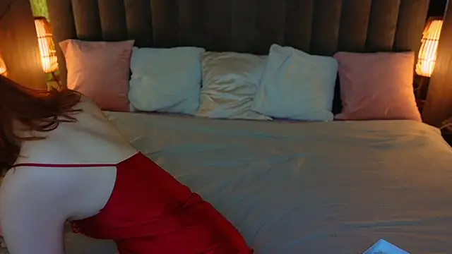 Snapshot of Sasha_Exclusive chatting on November 6, 9:32 am Sasha Exclusive online show from November 6, 9:32 am