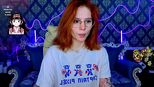 Snapshot of Sasha_Exclusive chatting on December 1, 1:49 pm Sasha Exclusive online show from December 1, 1:49 pm