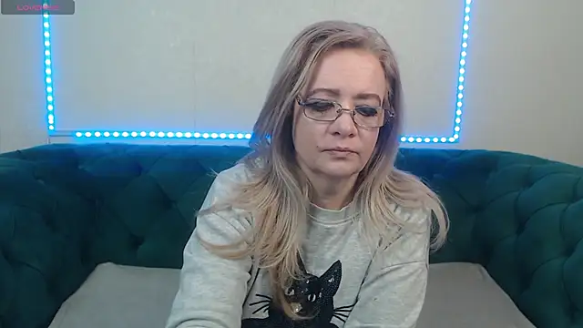 IvanaCharm online show from March 7, 4:24 am